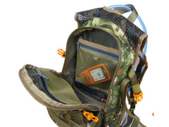 Manitoba 8 Litre Scout Pack with Bladder: Realtree Camo