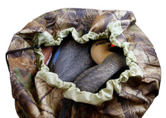 Game On Deluxe Floating Decoy Bag: Carries Up To 24 Magnum Sized Decoys!